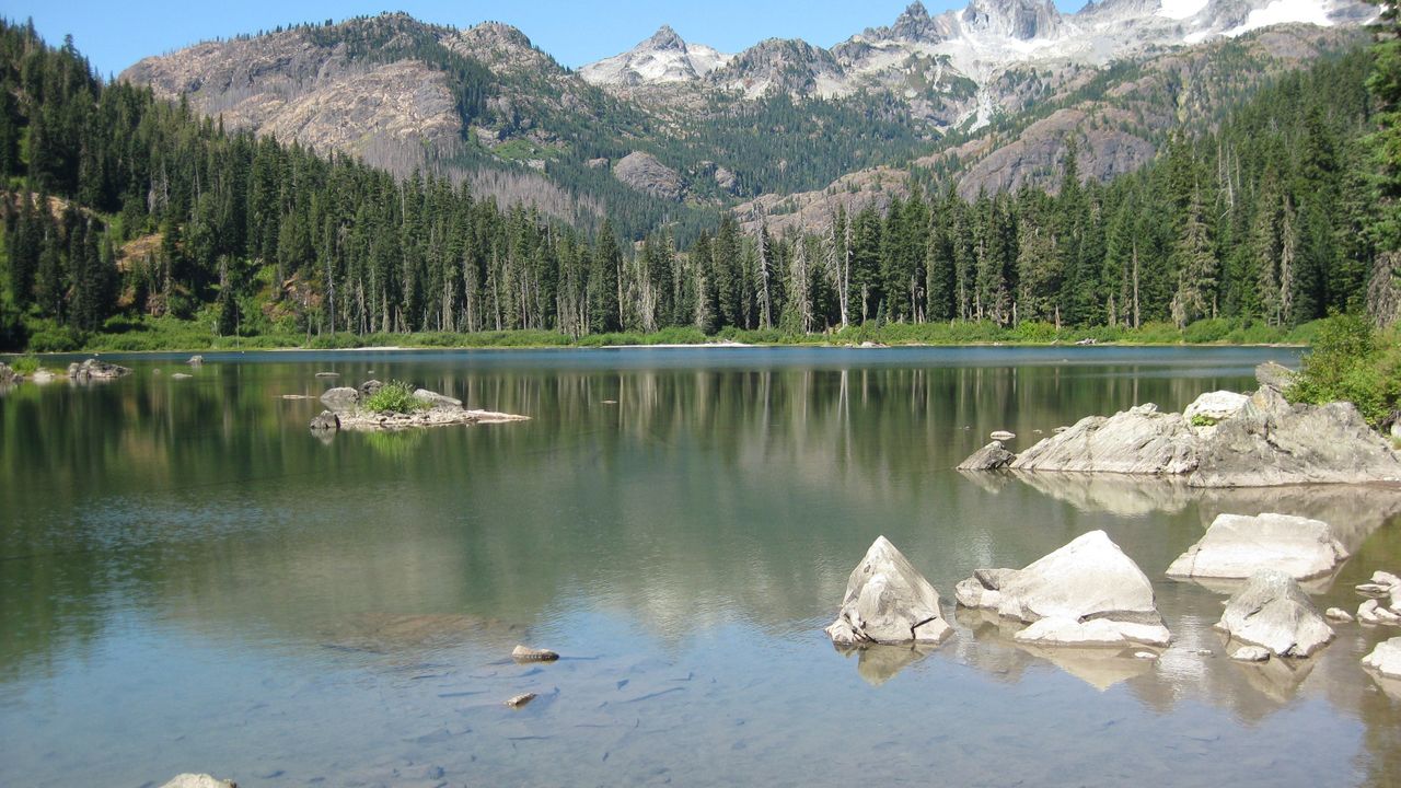 Central Alpine Lakes Loop image 2